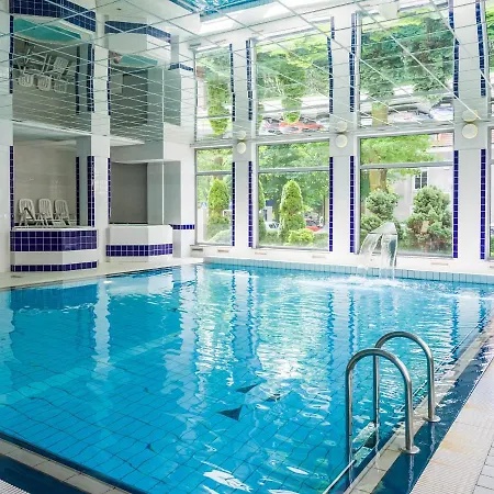 Апартаменты Vacationclub - Olymp 502 *